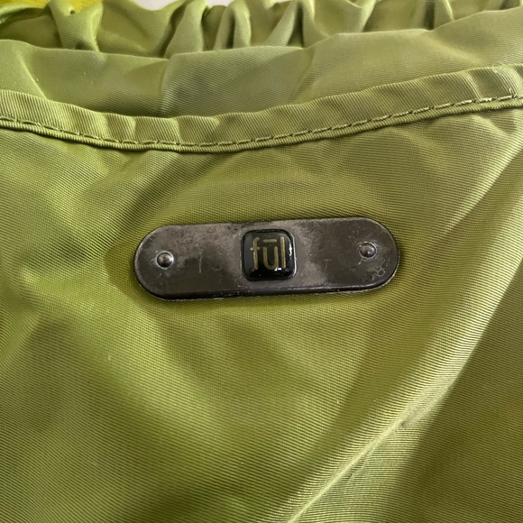 Chic Green Tote with Yellow Straps #Y2k - Picture 5 of 15